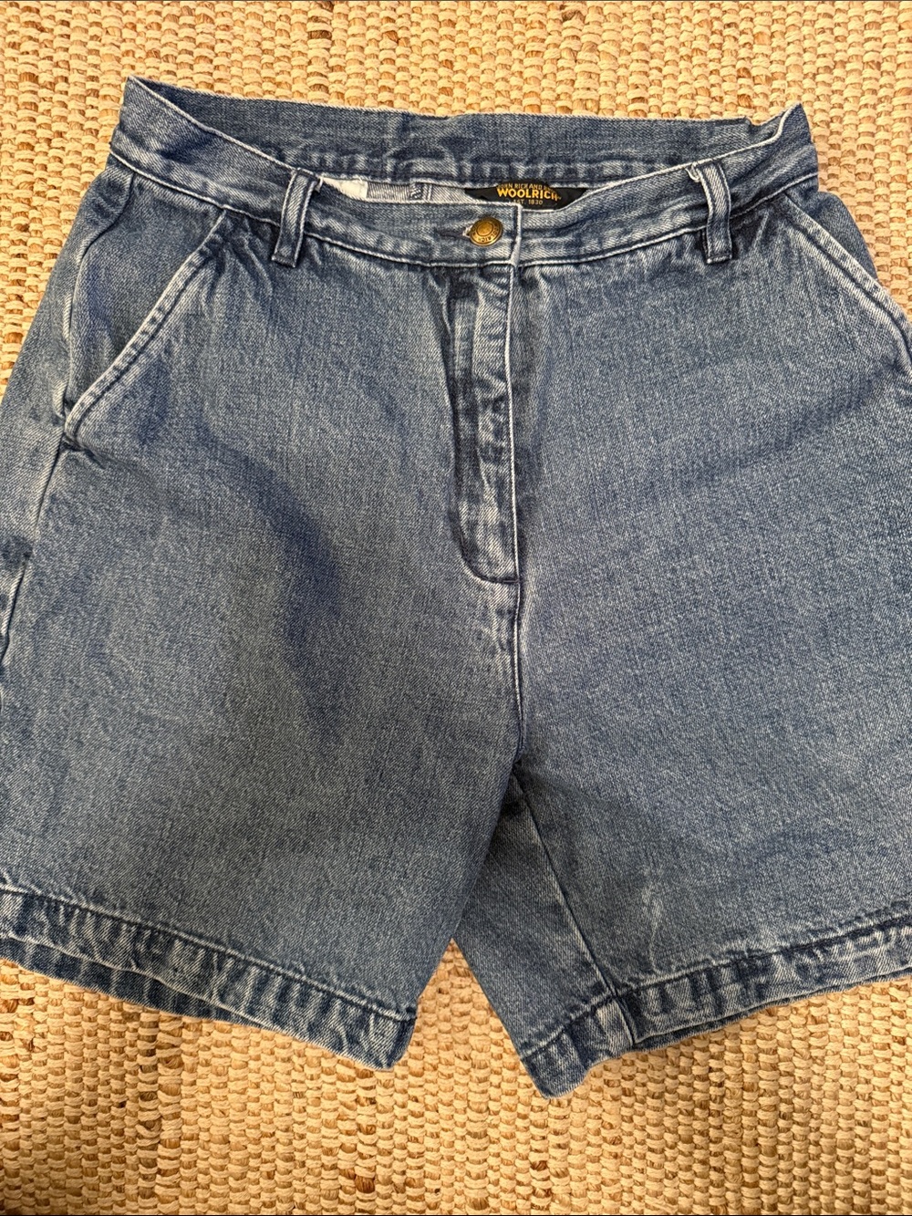 Woolrich Women's Light Blue Denim Shorts 6 inch inseam. Size 10